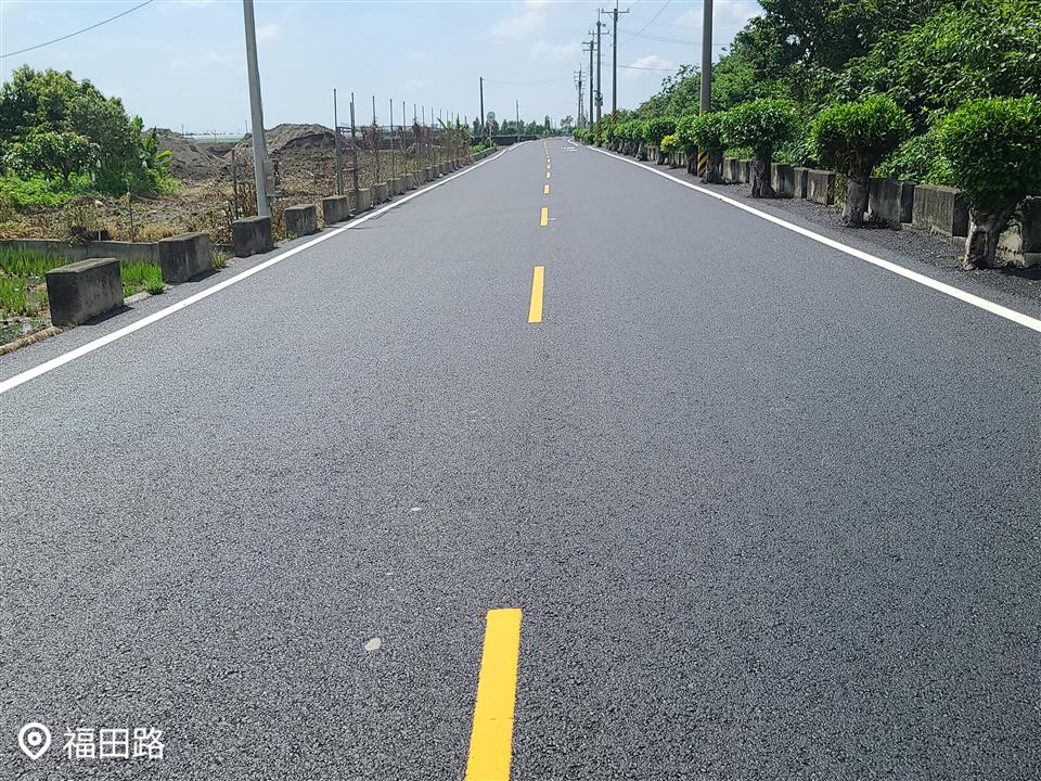 建設成果樹腳村福田路路面工程-道路鋪設